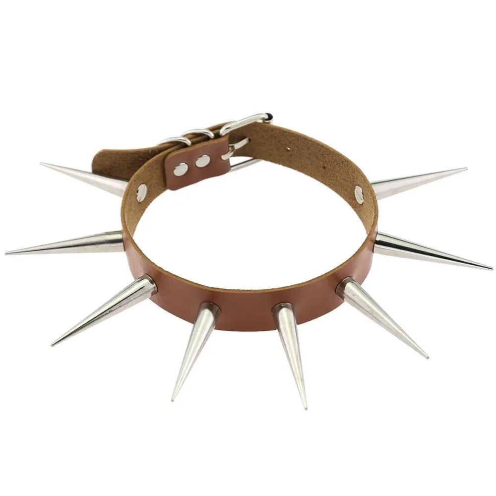 Spiked Choker Collar with Noteworthy Size