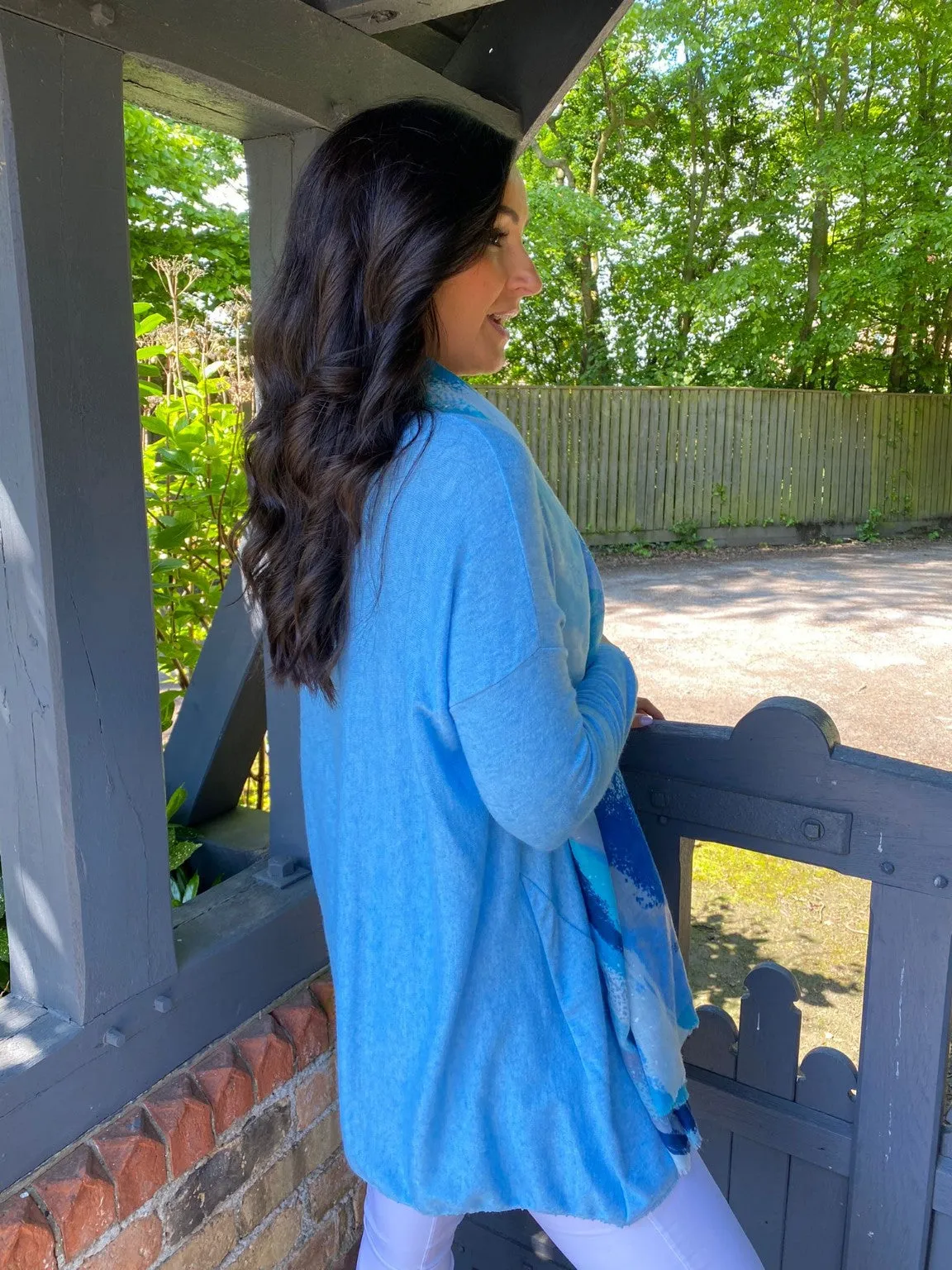 Fine Knitted Top in Light Blue Fifi