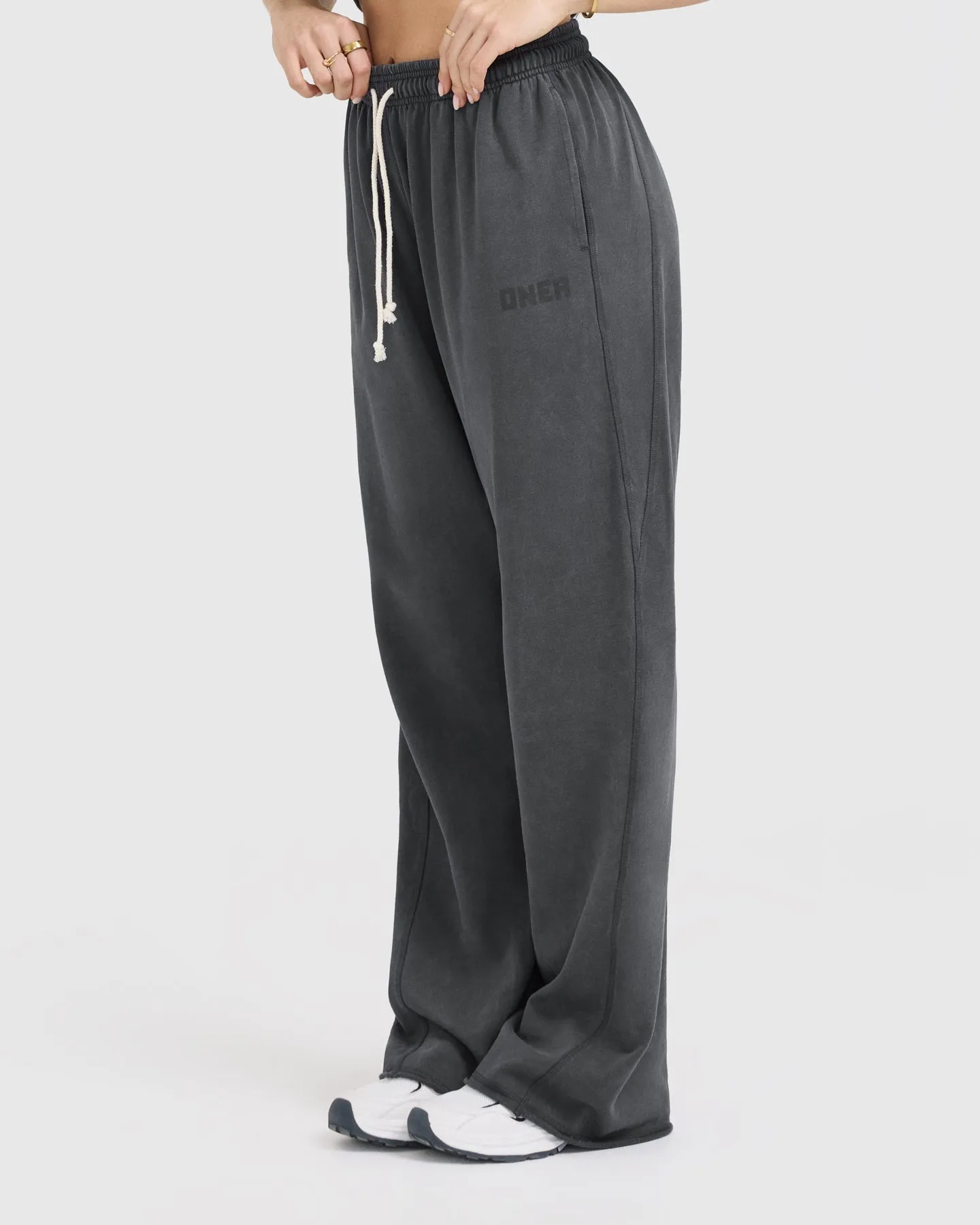 Wide Leg Lounge Joggers in Coal