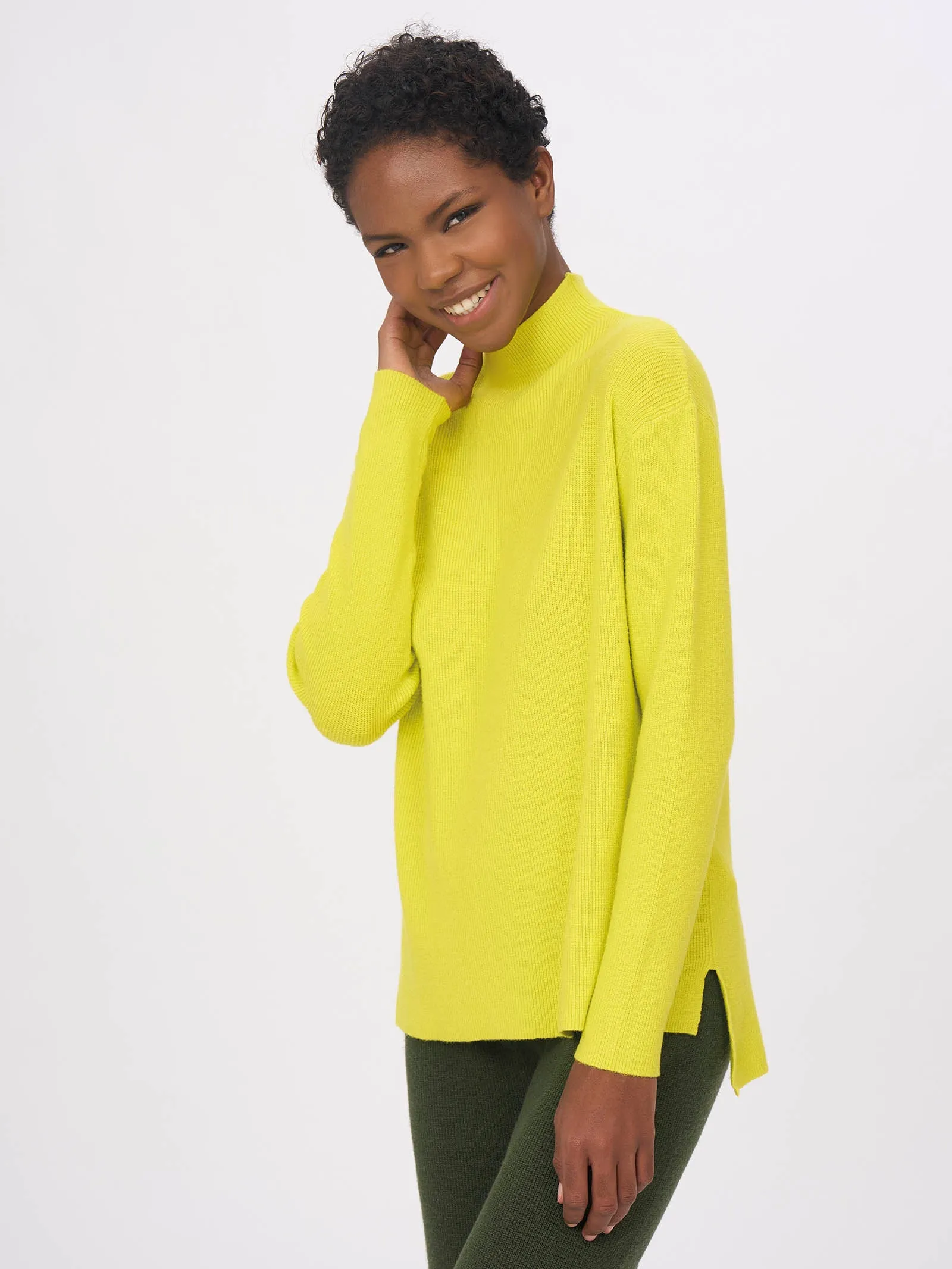 Super Soft Yarn Turtleneck - Sulphur Spring