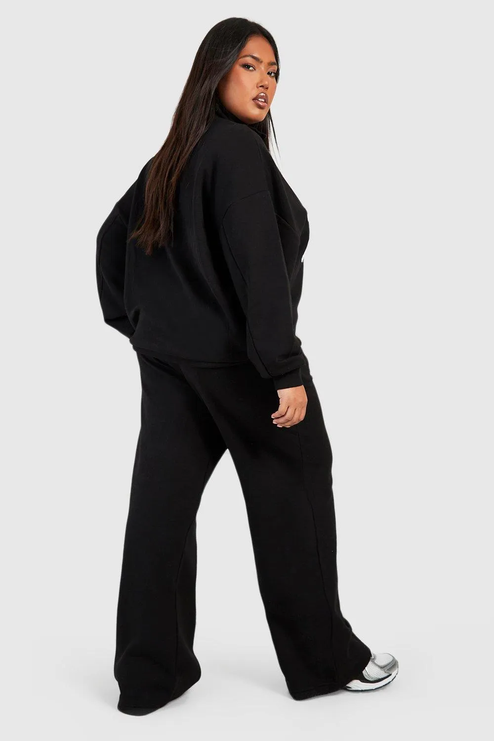 boohoo Plus Size Applique Dsgn Studio Jogger Tracksuit